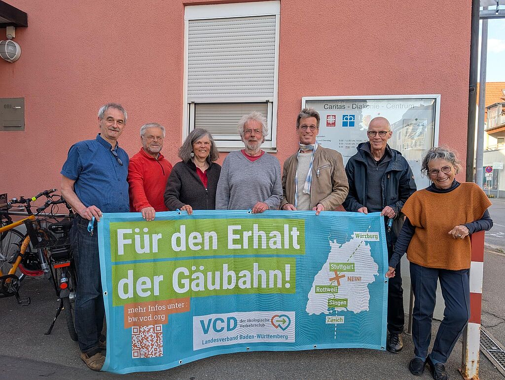 Tuttlingen VCD Verkehrsclub Deutschland Gäubahn Gäubahnkappung Kappung Brigitte Schöll